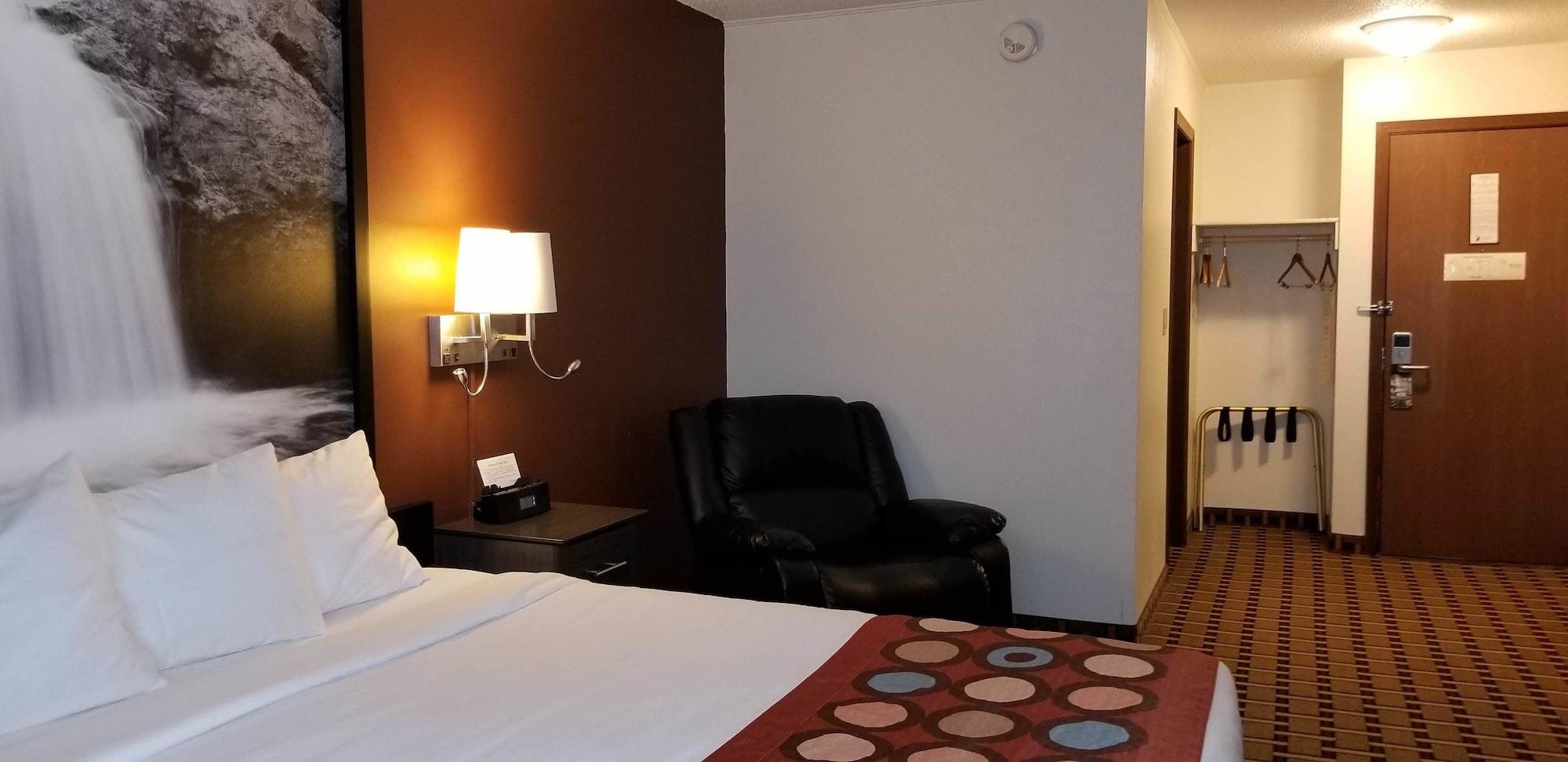 Super 8 By Wyndham Ashland Hotell Exteriör bild