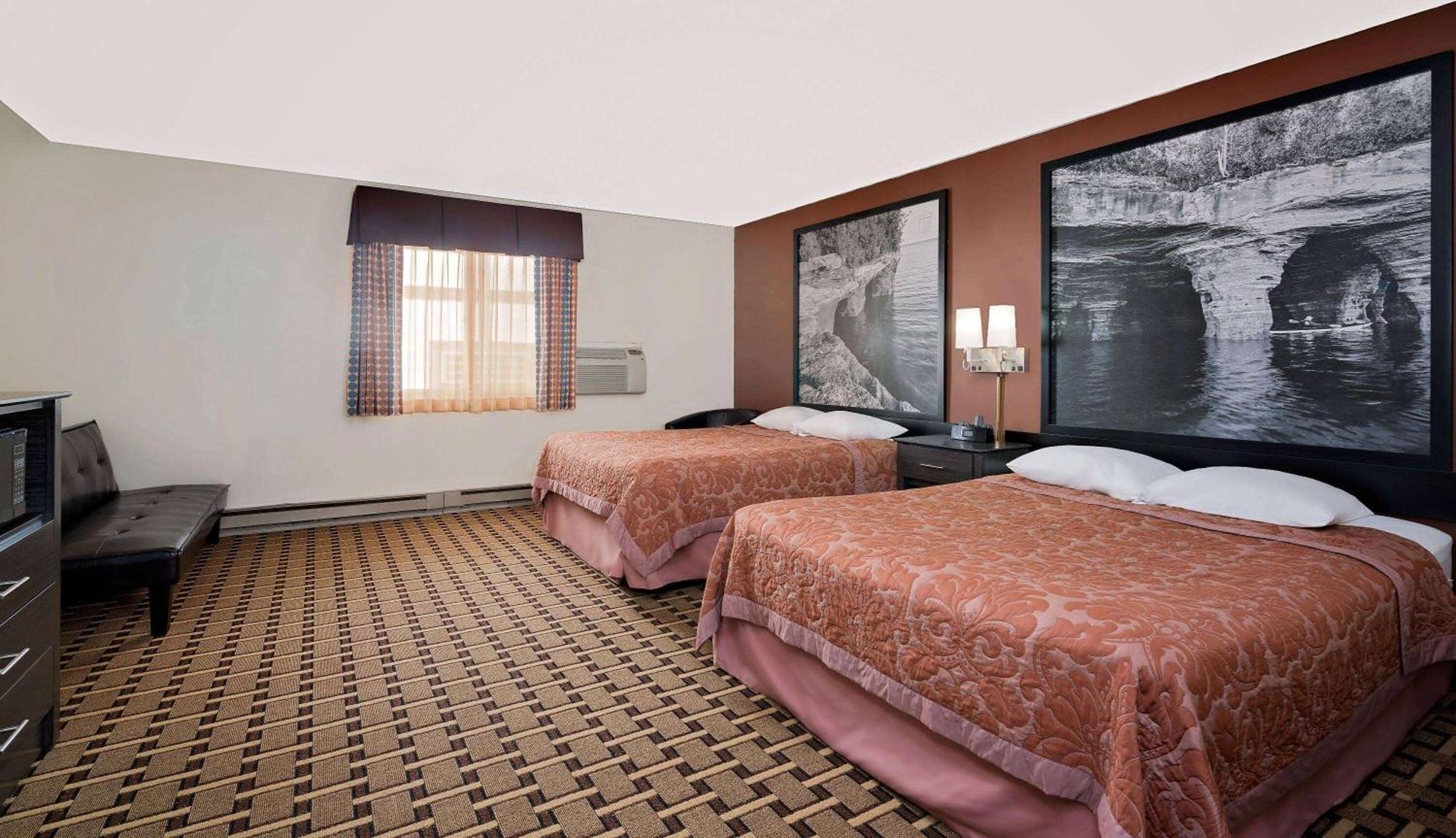 Super 8 By Wyndham Ashland Hotell Exteriör bild